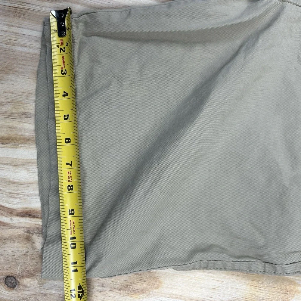Tommy Hilfiger Shorts Mens 36x9.5 Tan Flat‎ Front Classic Fit Cotton Chino